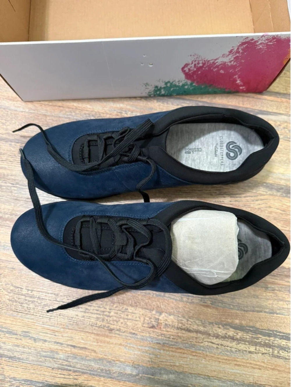 Clark’s cloud steppers navy shoes size 10 in navy